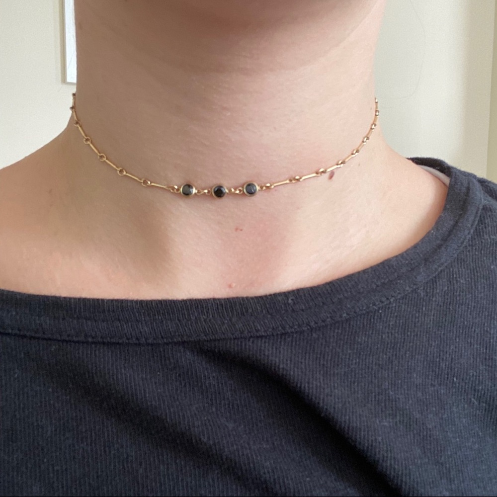 Gold filled chocked // black stones
